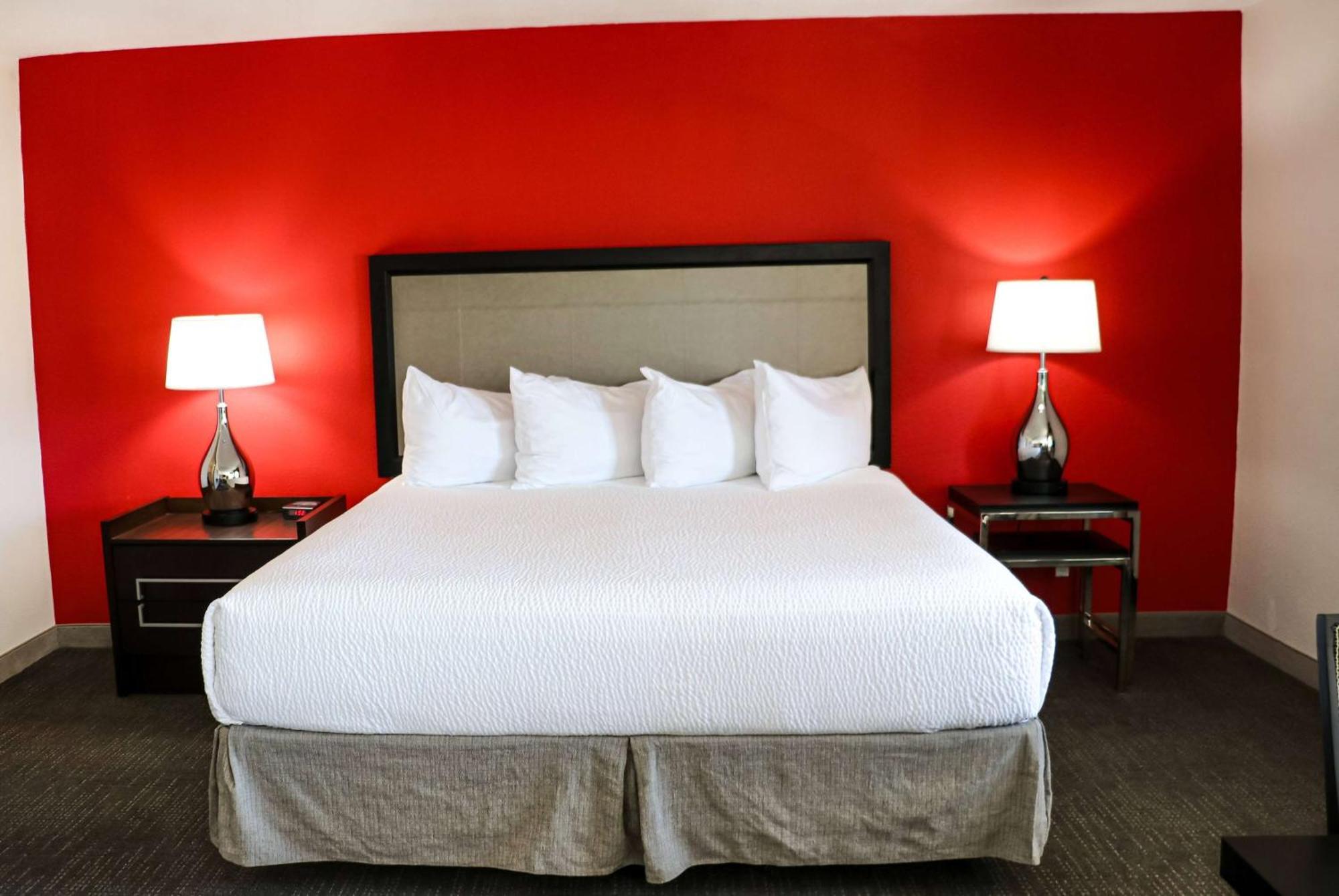 Ramada By Wyndham Del Rio Hotel Kültér fotó